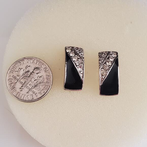 Vintage Crown Trifari Rhinestones Black Enamel‎ Stud Earrings Silver Tone - Picture 2 of 6